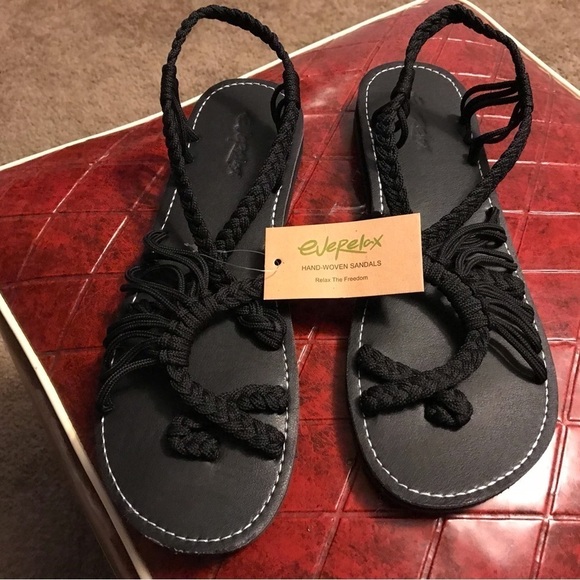 NWT Everelex Hand Woven Sandles - Picture 1 of 9